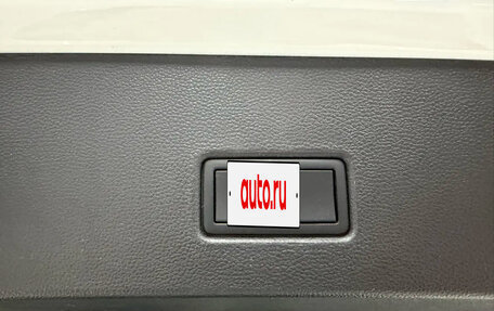 Volkswagen T-Roc I, 2022 год, 2 750 000 рублей, 20 фотография