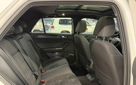 Volkswagen T-Roc I, 2022 год, 2 750 000 рублей, 17 фотография