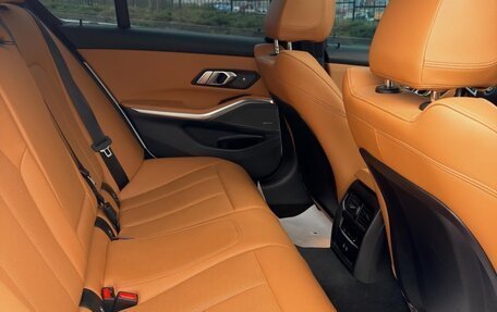 BMW 3 серия, 2023 год, 2 900 000 рублей, 13 фотография