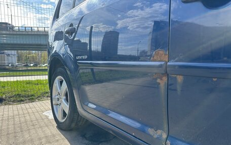 Volkswagen Touran III, 2008 год, 700 000 рублей, 6 фотография