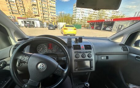 Volkswagen Touran III, 2008 год, 700 000 рублей, 12 фотография