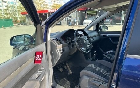 Volkswagen Touran III, 2008 год, 700 000 рублей, 10 фотография