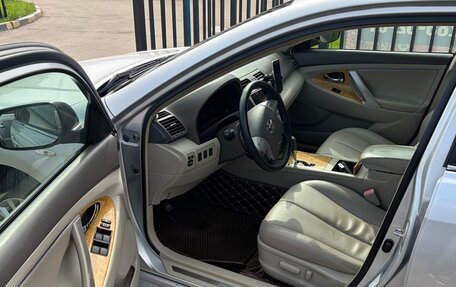 Toyota Camry, 2006 год, 1 000 000 рублей, 2 фотография