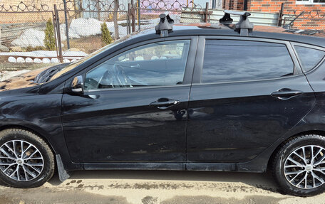 Hyundai Solaris II рестайлинг, 2011 год, 740 000 рублей, 3 фотография