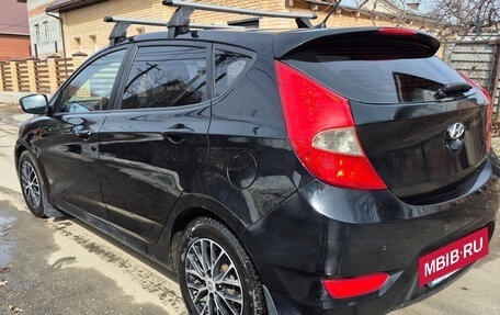 Hyundai Solaris II рестайлинг, 2011 год, 740 000 рублей, 4 фотография