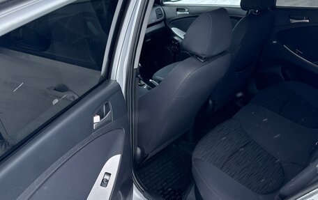 Hyundai Solaris II рестайлинг, 2016 год, 850 000 рублей, 17 фотография