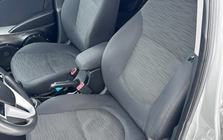 Hyundai Solaris II рестайлинг, 2016 год, 850 000 рублей, 23 фотография