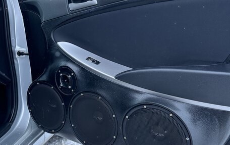 Hyundai Solaris II рестайлинг, 2016 год, 850 000 рублей, 29 фотография