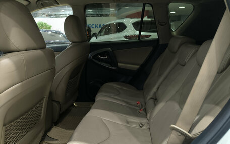 Toyota RAV4, 2012 год, 1 899 999 рублей, 16 фотография