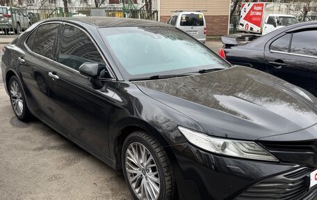 Toyota Camry, 2020 год, 2 700 000 рублей, 1 фотография