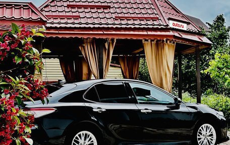 Toyota Camry, 2020 год, 2 700 000 рублей, 7 фотография