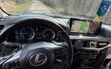 Lexus LX III, 2017 год, 6 890 000 рублей, 18 фотография