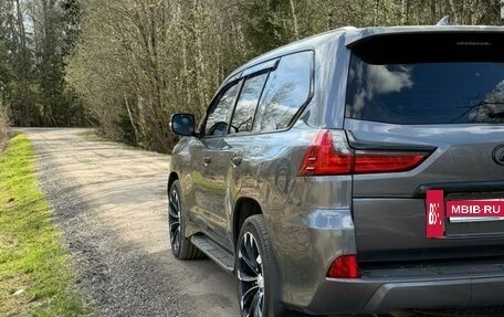 Lexus LX III, 2017 год, 6 890 000 рублей, 9 фотография