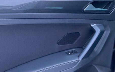 Volkswagen Tiguan II, 2019 год, 2 840 000 рублей, 24 фотография