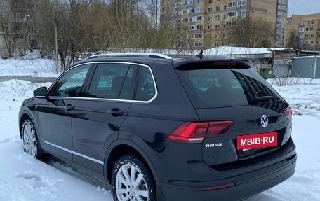 Volkswagen Tiguan II, 2019 год, 2 840 000 рублей, 14 фотография