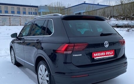 Volkswagen Tiguan II, 2019 год, 2 840 000 рублей, 10 фотография