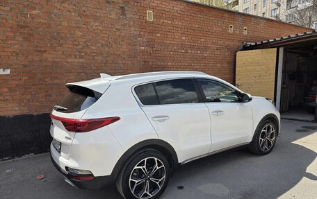 KIA Sportage IV рестайлинг, 2019 год, 2 700 000 рублей, 2 фотография