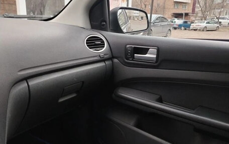 Ford Focus II рестайлинг, 2007 год, 450 000 рублей, 13 фотография