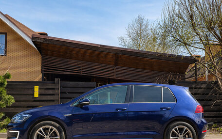 Volkswagen Golf VII, 2019 год, 1 920 000 рублей, 10 фотография