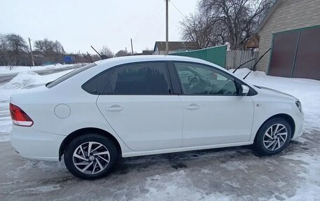 Volkswagen Polo VI (EU Market), 2018 год, 1 250 000 рублей, 3 фотография