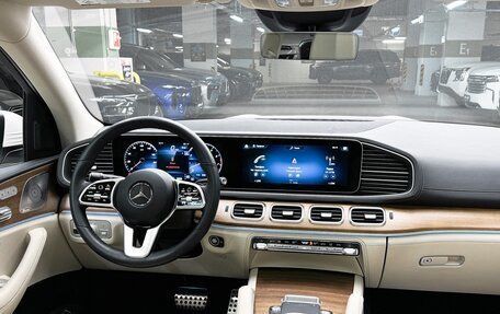 Mercedes-Benz GLS, 2023 год, 12 290 000 рублей, 2 фотография