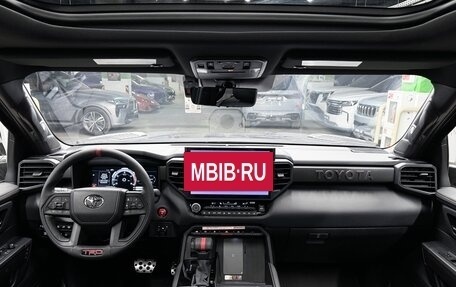 Toyota Sequoia, 2025 год, 14 990 000 рублей, 9 фотография