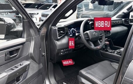 Toyota Sequoia, 2025 год, 14 990 000 рублей, 2 фотография