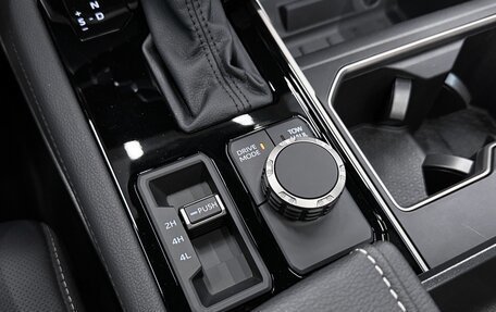 Toyota Sequoia, 2025 год, 14 490 000 рублей, 16 фотография