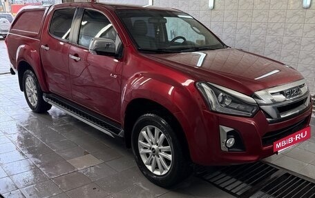 Isuzu D-Max II, 2019 год, 3 150 000 рублей, 2 фотография