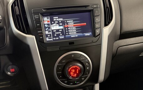 Isuzu D-Max II, 2019 год, 3 150 000 рублей, 14 фотография