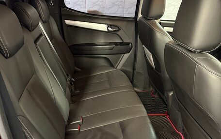 Isuzu D-Max II, 2019 год, 3 150 000 рублей, 11 фотография