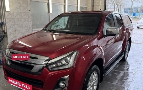 Isuzu D-Max II, 2019 год, 3 150 000 рублей, 3 фотография
