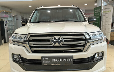 Toyota Land Cruiser 200, 2016 год, 6 400 000 рублей, 6 фотография
