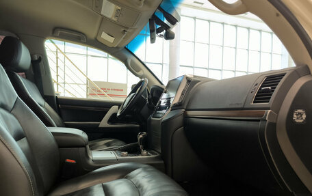 Toyota Land Cruiser 200, 2016 год, 6 400 000 рублей, 15 фотография