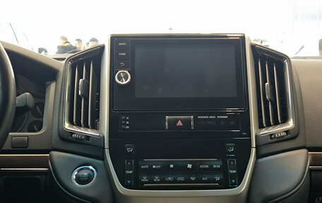 Toyota Land Cruiser 200, 2016 год, 6 400 000 рублей, 19 фотография