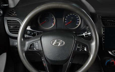 Hyundai Solaris II рестайлинг, 2013 год, 479 000 рублей, 14 фотография