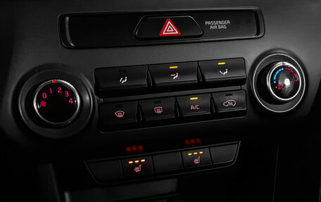 KIA Sportage IV рестайлинг, 2018 год, 2 120 000 рублей, 13 фотография