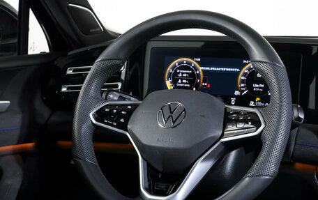 Volkswagen Tiguan, 2024 год, 4 590 000 рублей, 15 фотография