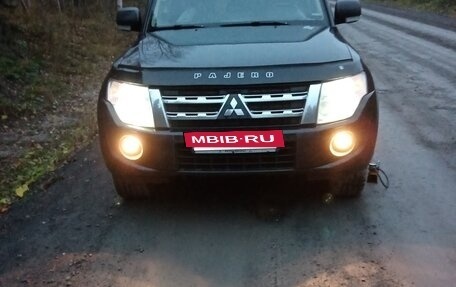 Mitsubishi Pajero IV, 2013 год, 2 100 000 рублей, 5 фотография