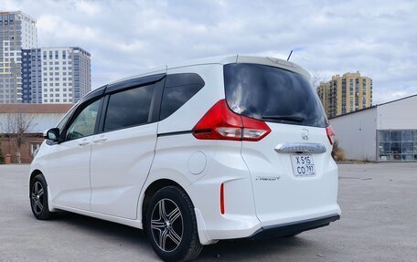 Honda Freed II, 2019 год, 1 800 000 рублей, 6 фотография