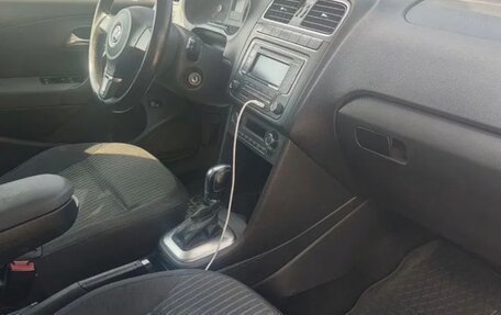 Volkswagen Polo VI (EU Market), 2013 год, 699 000 рублей, 3 фотография