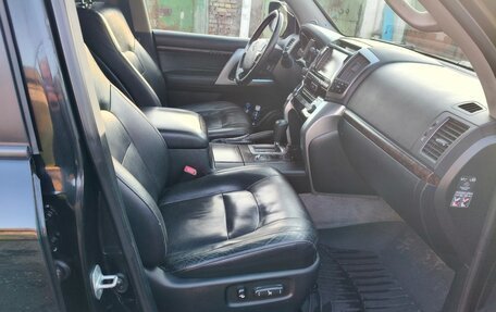 Toyota Land Cruiser 200, 2012 год, 4 000 000 рублей, 4 фотография