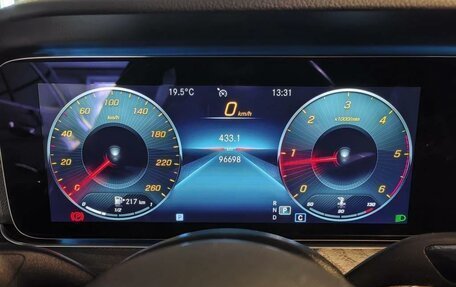 Mercedes-Benz E-Класс, 2021 год, 4 700 000 рублей, 5 фотография