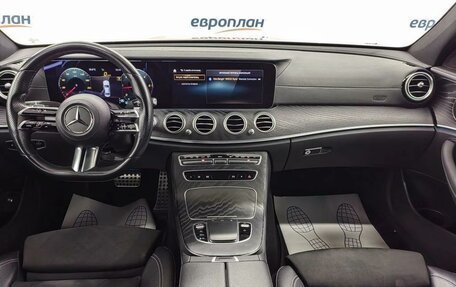 Mercedes-Benz E-Класс, 2021 год, 4 700 000 рублей, 8 фотография