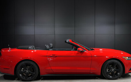 Ford Mustang VI рестайлинг, 2017 год, 2 990 000 рублей, 3 фотография