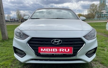 Hyundai Solaris II рестайлинг, 2018 год, 1 150 000 рублей, 3 фотография