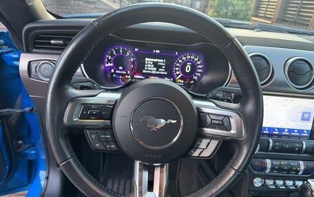 Ford Mustang VI рестайлинг, 2020 год, 4 450 000 рублей, 28 фотография