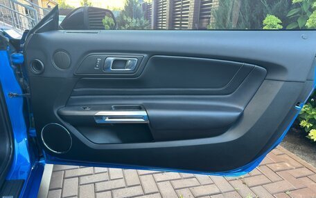 Ford Mustang VI рестайлинг, 2020 год, 4 450 000 рублей, 34 фотография