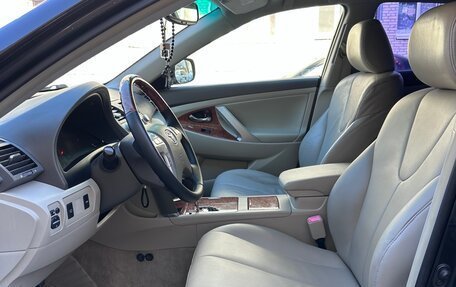 Toyota Camry, 2008 год, 1 150 000 рублей, 24 фотография