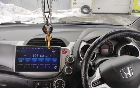 Honda Fit III, 2011 год, 1 100 000 рублей, 6 фотография